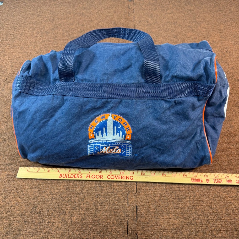 A- Vintage 1993 New York Mets Snoopy MetLife Canvas Duffel Bag Shea Stadium Navy